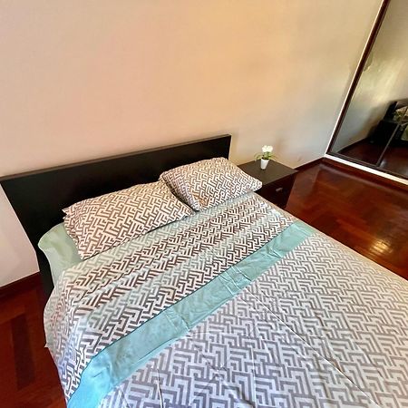 Quarto Boa Localizacao Com Cozinha E Casa De Banho Apartment คาปาริกา ภายนอก รูปภาพ